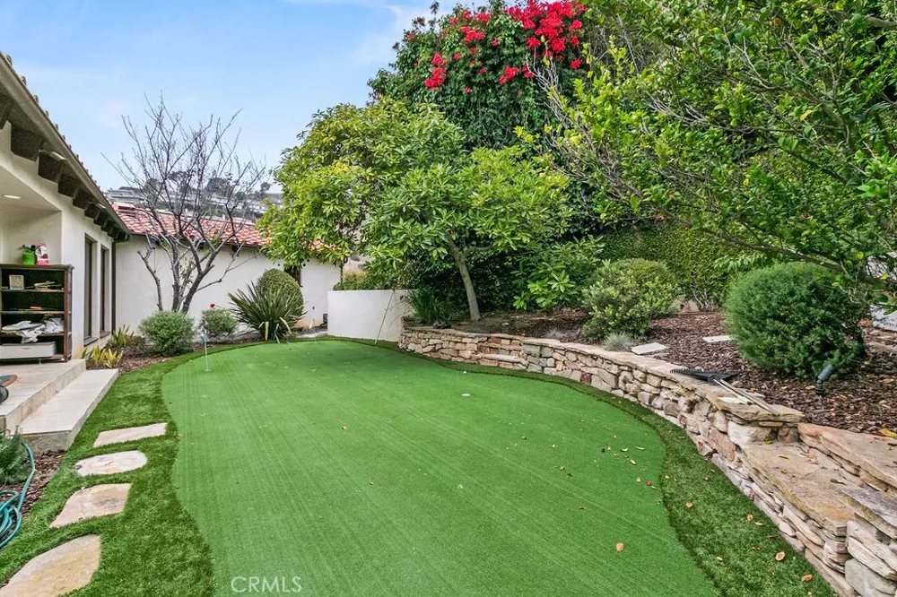 345 EMERALD BAY Laguna Beach, CA 92651