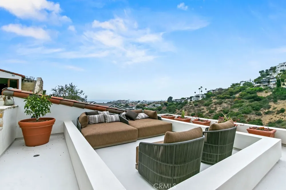 345 EMERALD BAY Laguna Beach, CA 92651