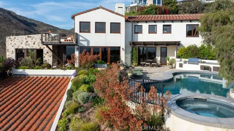 345 EMERALD BAY