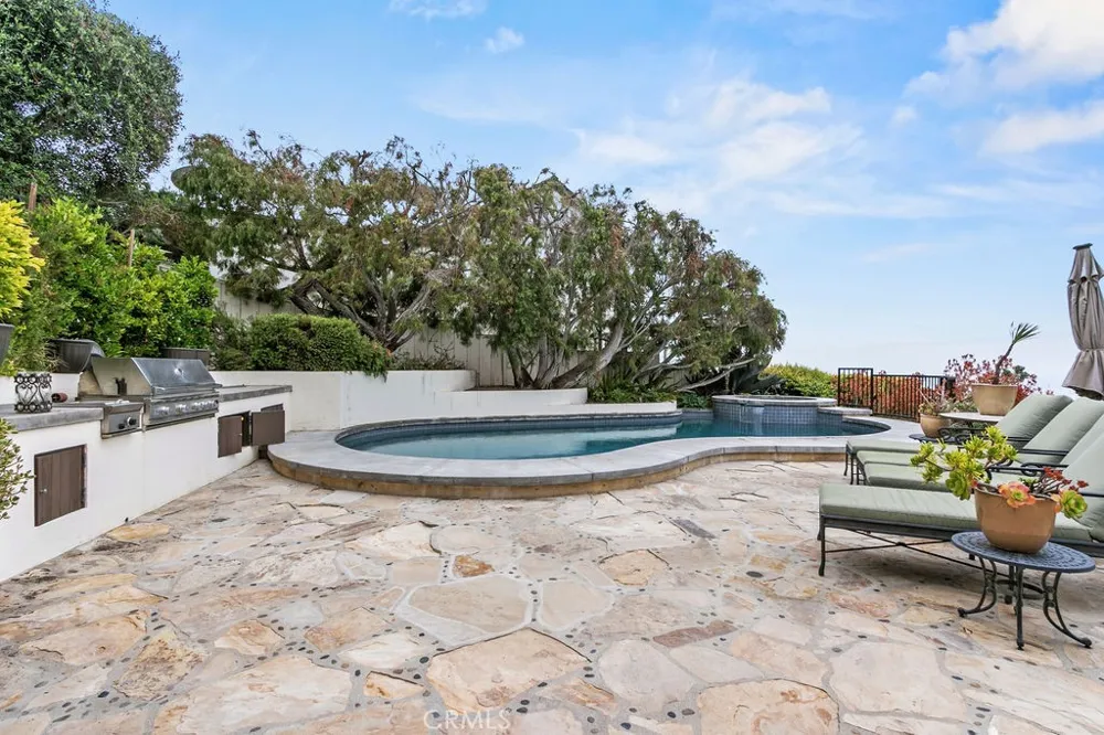 345 EMERALD BAY Laguna Beach, CA 92651