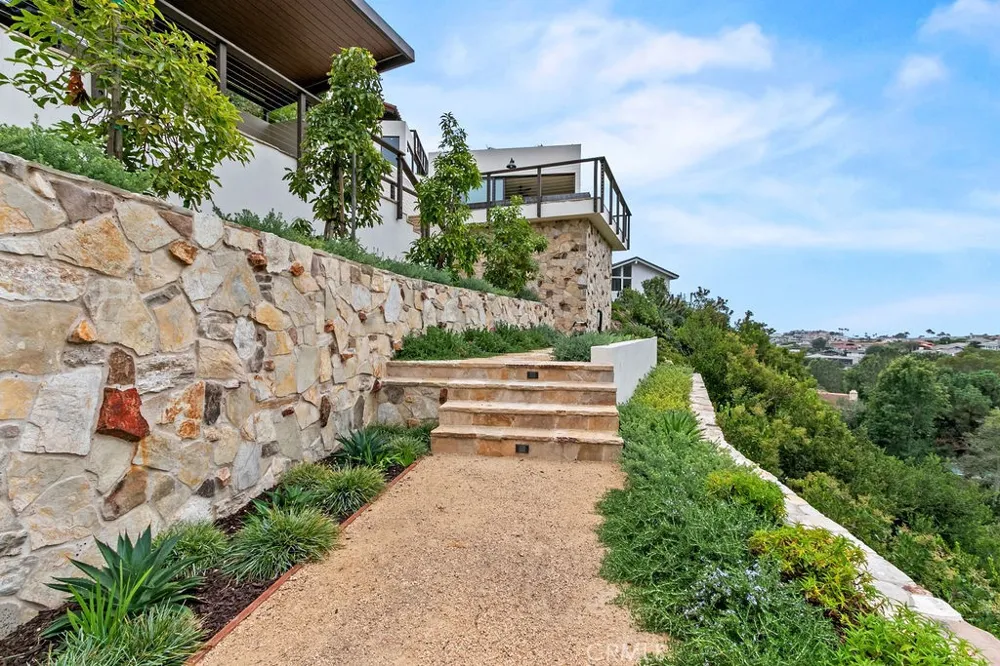 345 EMERALD BAY Laguna Beach, CA 92651