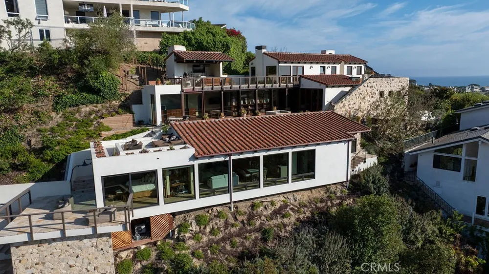 345 EMERALD BAY Laguna Beach, CA 92651