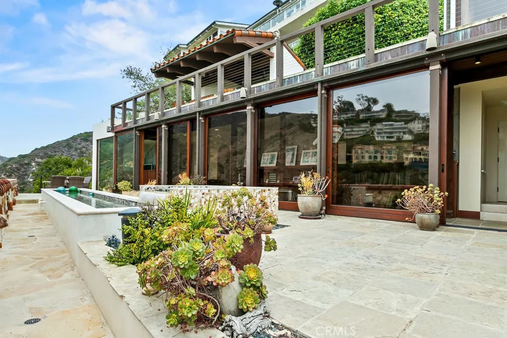 345 EMERALD BAY Laguna Beach, CA 92651