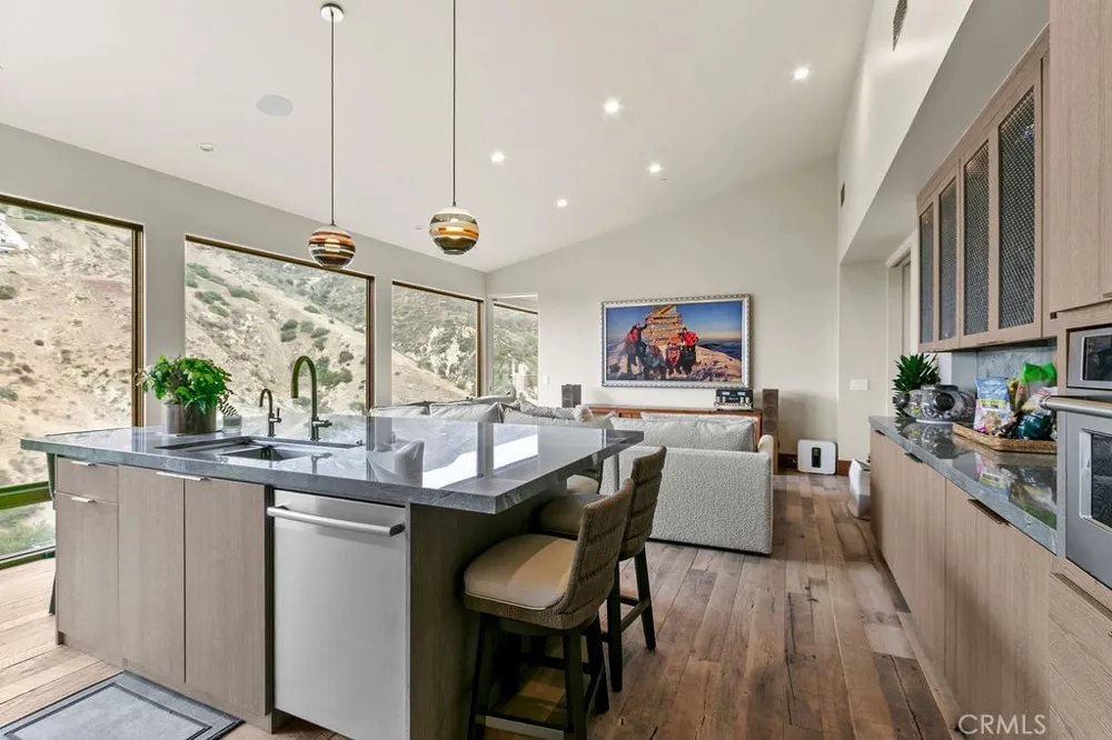 345 EMERALD BAY Laguna Beach, CA 92651