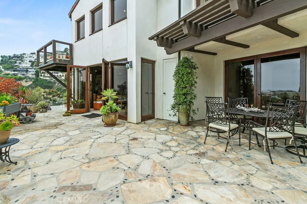 345 EMERALD BAY Laguna Beach, CA 92651