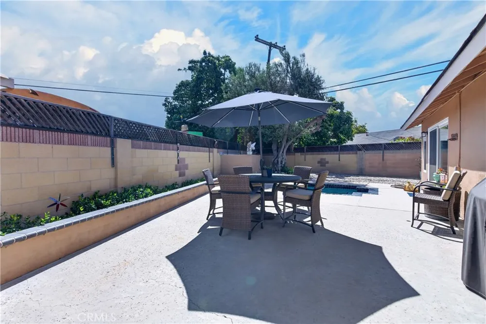 6832 Alexandria Huntington Beach, CA 92647
