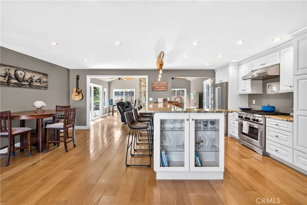 6832 Alexandria Huntington Beach, CA 92647