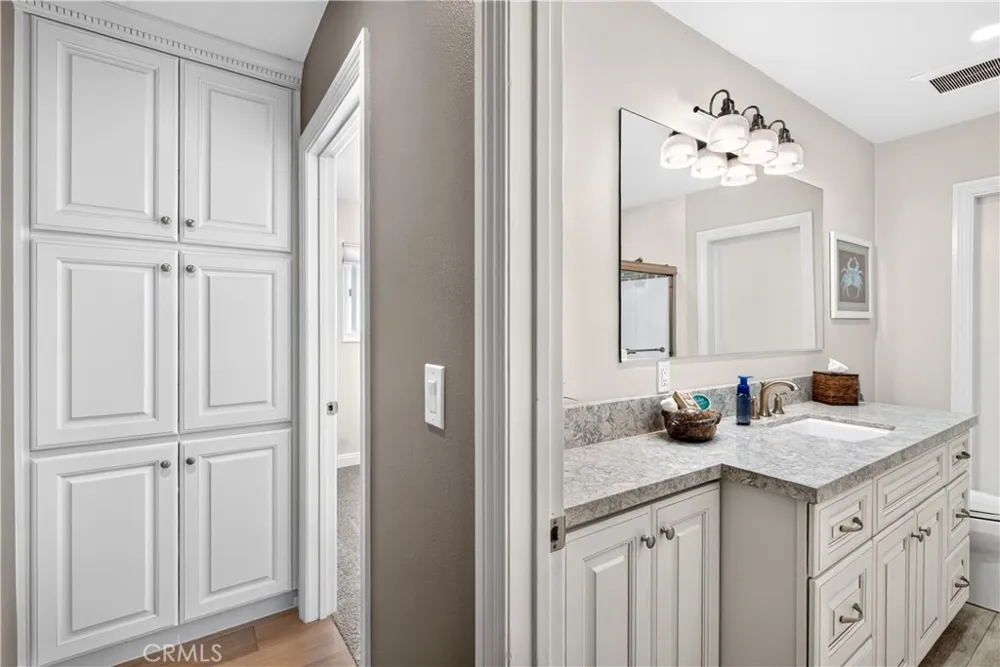 6832 Alexandria Huntington Beach, CA 92647