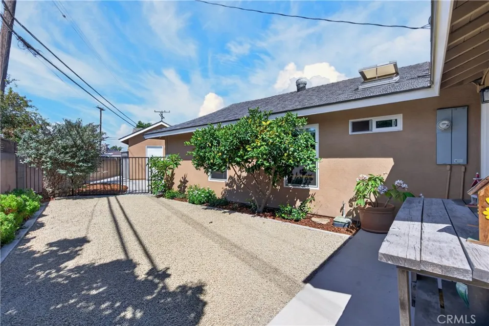 6832 Alexandria Huntington Beach, CA 92647