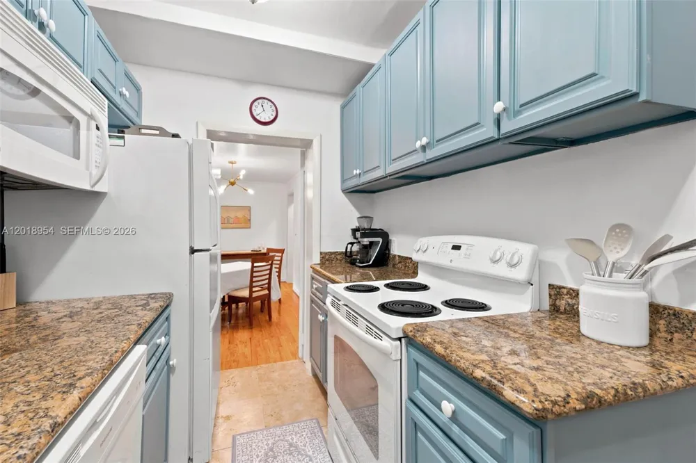404 Viscaya Ave #404 Coral Gables, FL 33134
