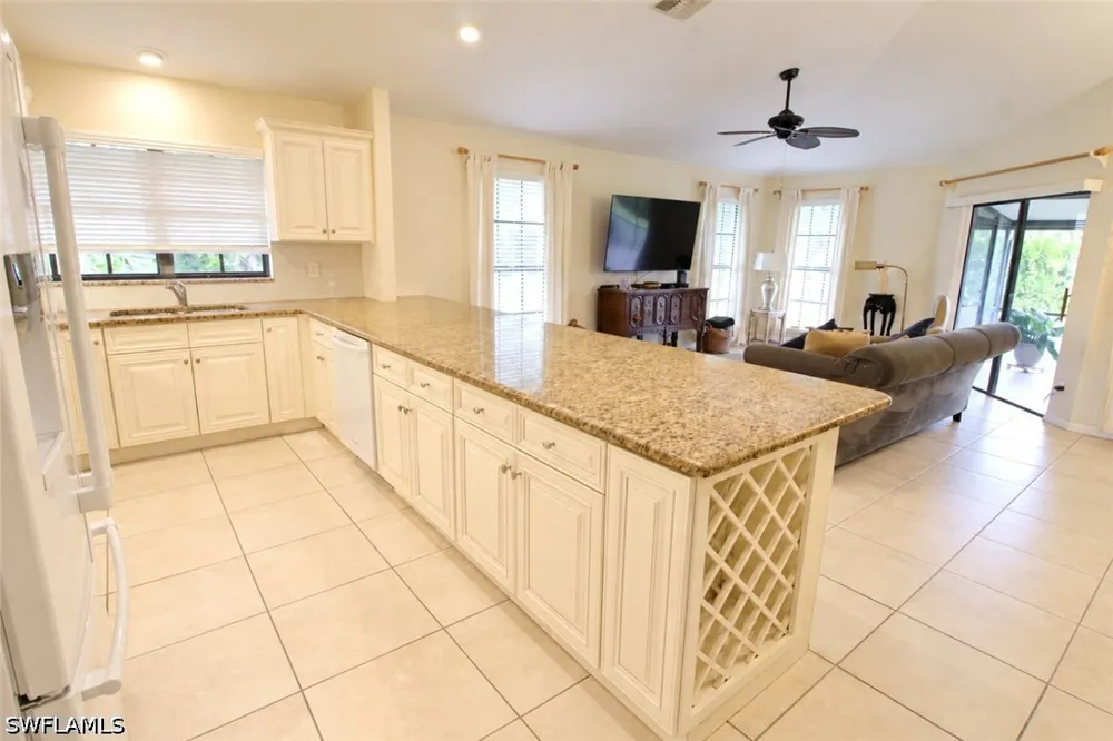 Parktree Court #7L Naples, FL 34110
