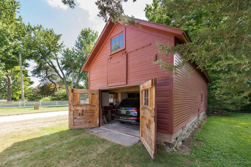 10725 Jerusalem Road Chelsea, MI 48118