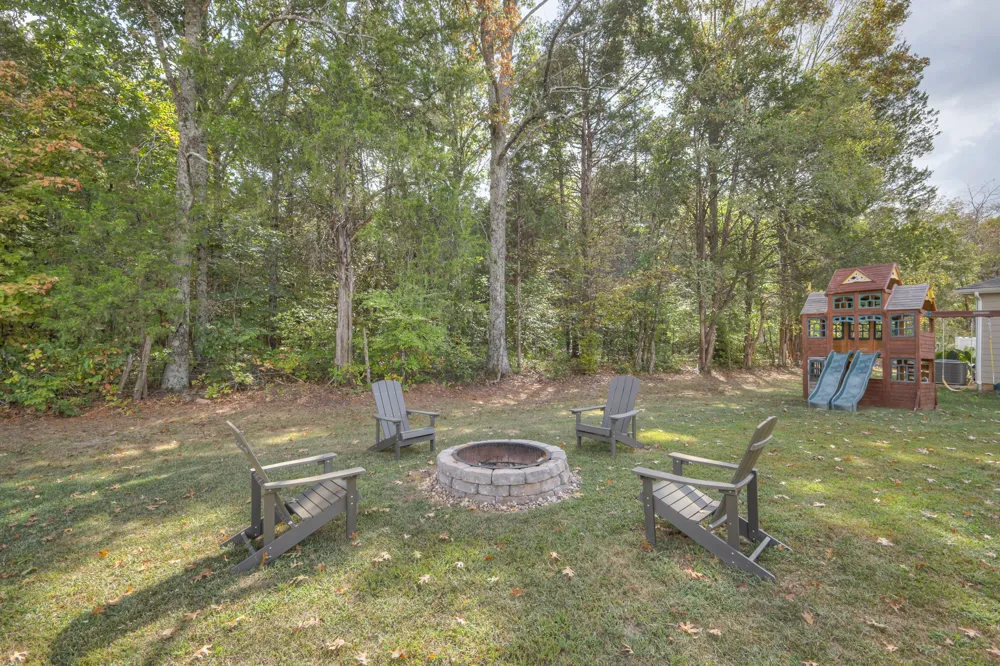 209 Addison Ave Chapel Hill, TN 37034