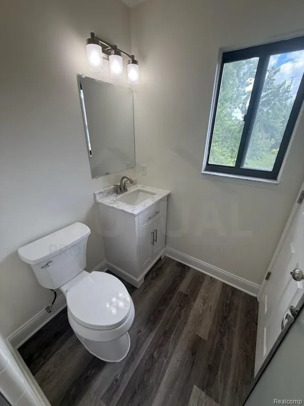 1560 Meadow Side Drive Rochester Hills City, MI 48307