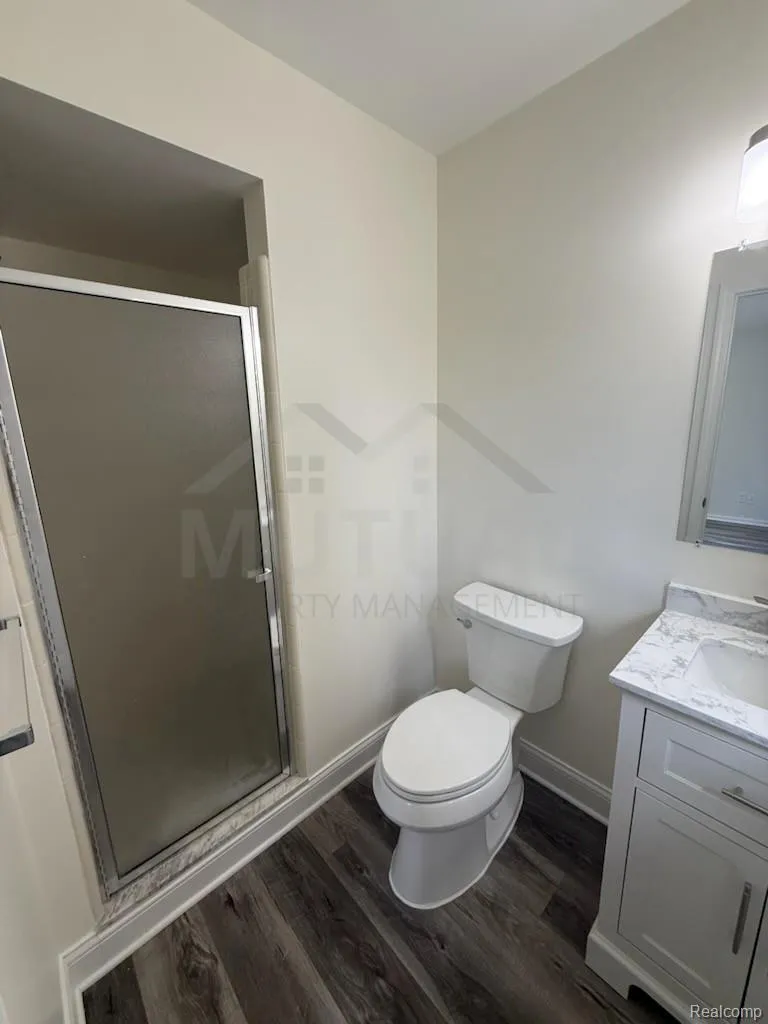 1560 Meadow Side Drive Rochester Hills City, MI 48307