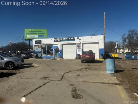 79 Ecorse Road