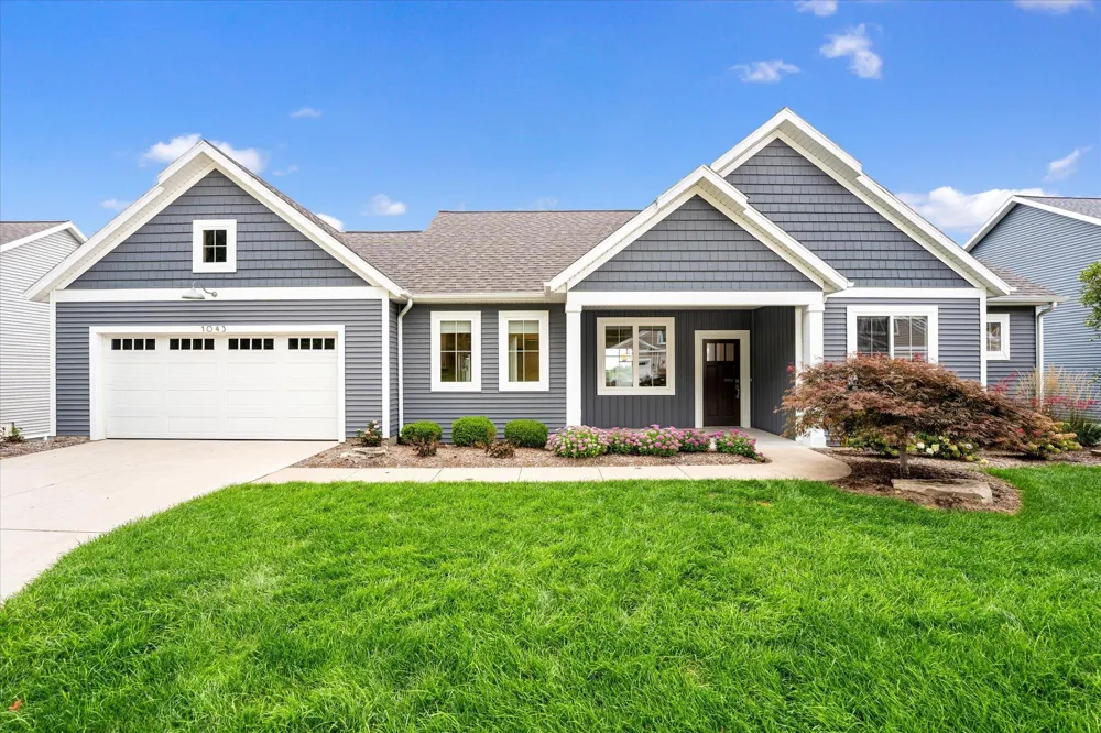 1043 Castlebay Way Georgetown Charter Township, MI 49426