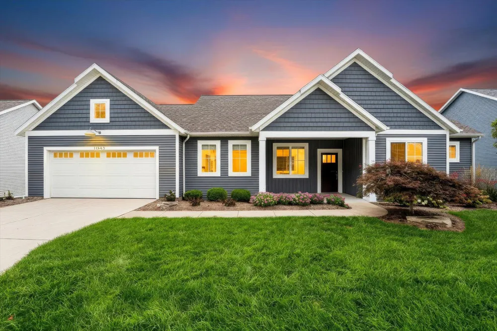 1043 Castlebay Way Georgetown Charter Township, MI 49426