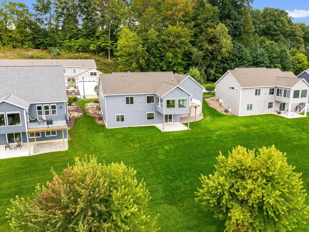 1043 Castlebay Way Georgetown Charter Township, MI 49426