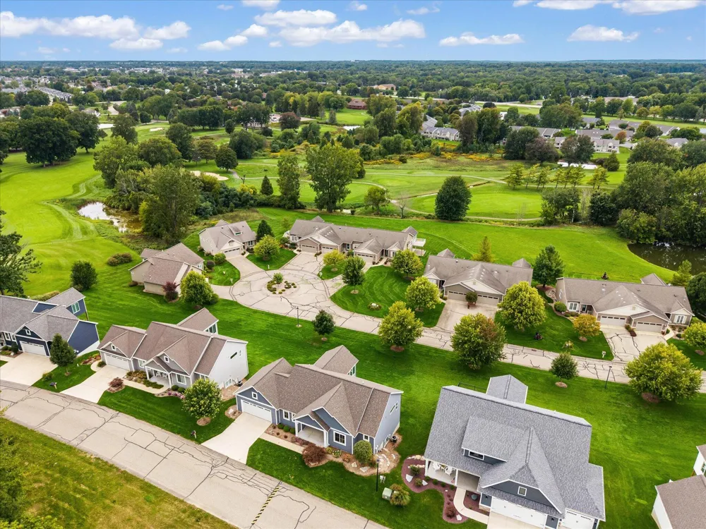 1043 Castlebay Way Georgetown Charter Township, MI 49426