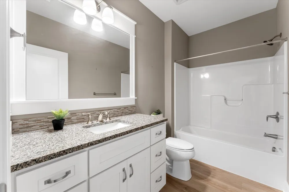 1043 Castlebay Way Georgetown Charter Township, MI 49426