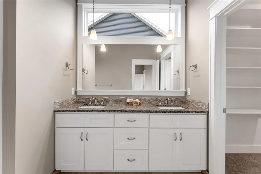 1043 Castlebay Way Georgetown Charter Township, MI 49426