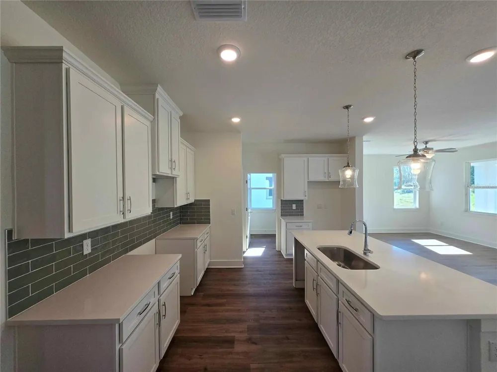 3352 DAYBREAK RUN LOOP Spring Hill, FL 34609