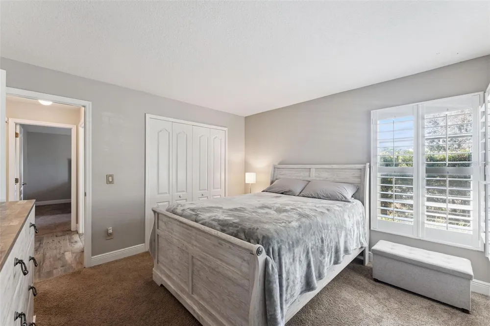 692 ROCHESTER STREET Oviedo, FL 32765