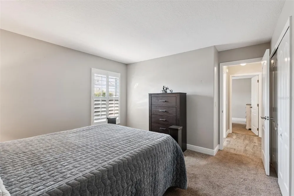 692 ROCHESTER STREET Oviedo, FL 32765