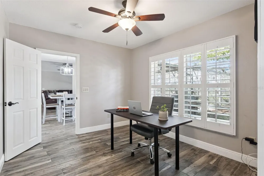 692 ROCHESTER STREET Oviedo, FL 32765