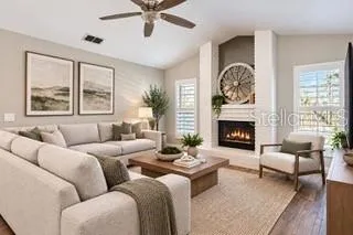 692 ROCHESTER STREET Oviedo, FL 32765