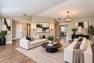 692 ROCHESTER STREET Oviedo, FL 32765