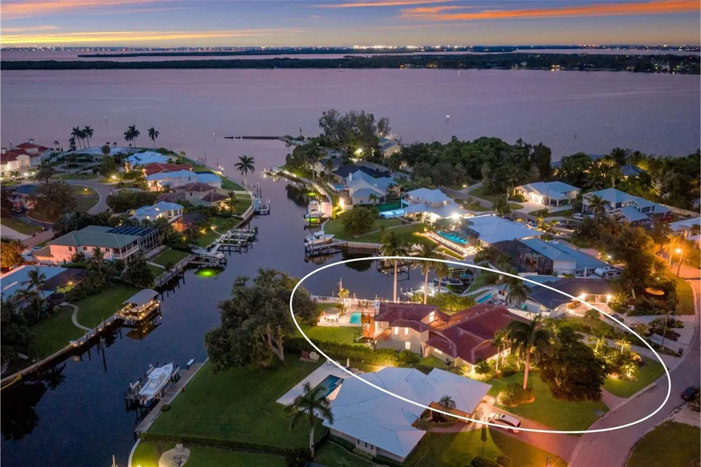 7208 19TH AVENUE NW Bradenton, FL 34209