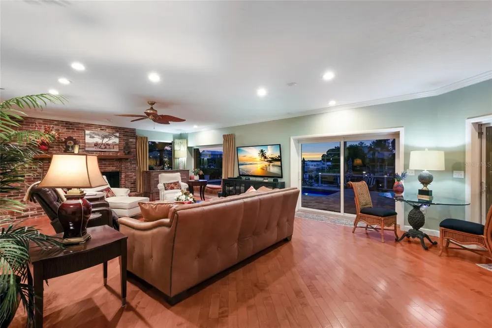 7208 19TH AVENUE NW Bradenton, FL 34209