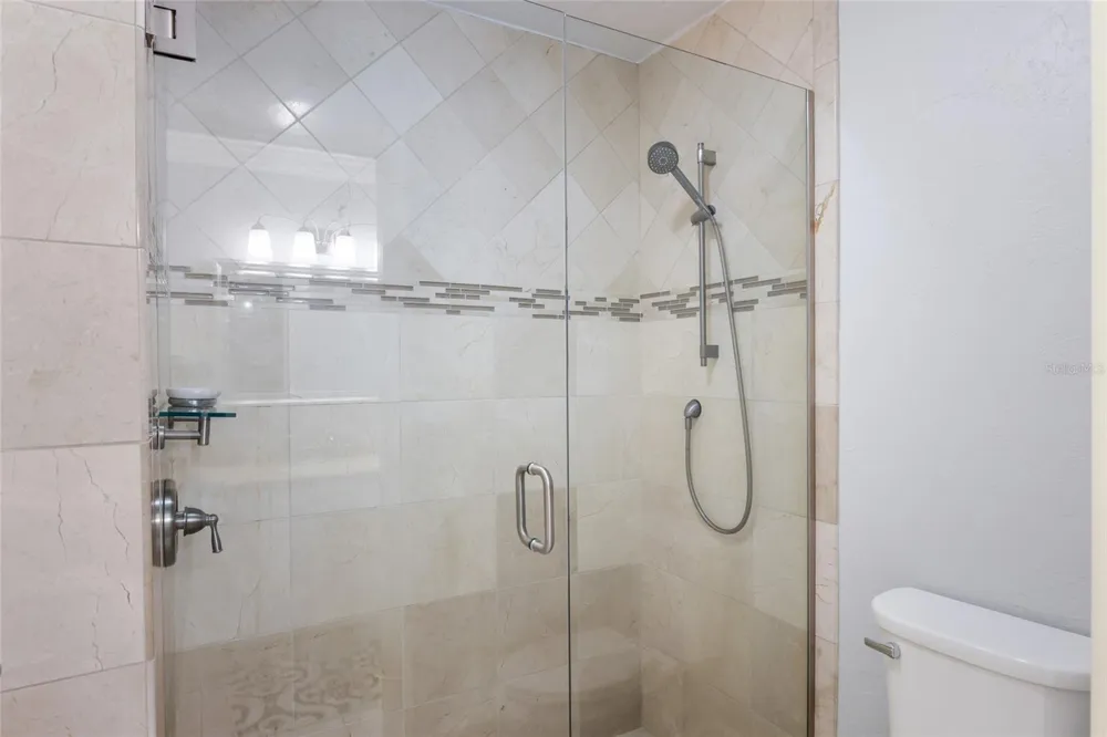 7208 19TH AVENUE NW Bradenton, FL 34209