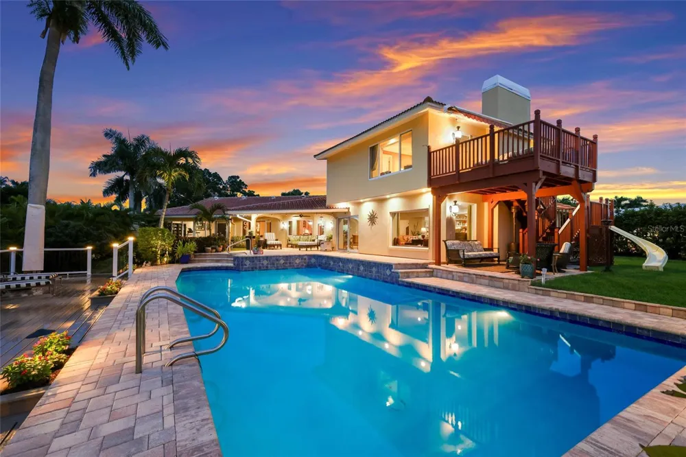 7208 19TH AVENUE NW Bradenton, FL 34209