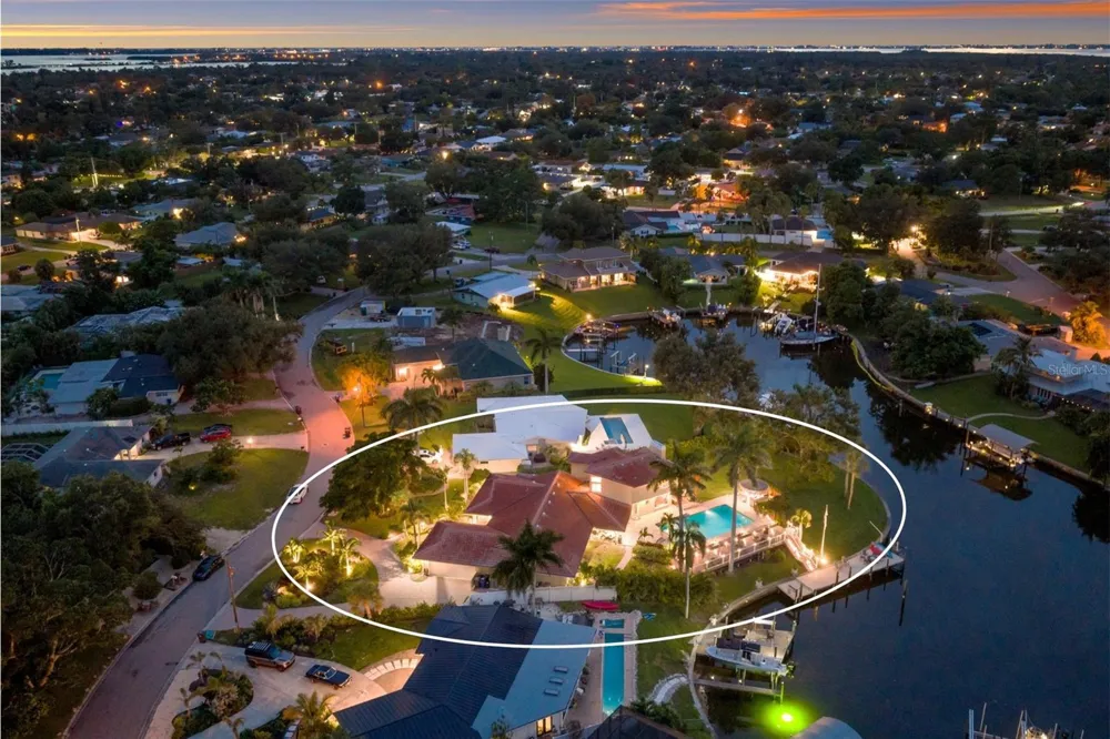 7208 19TH AVENUE NW Bradenton, FL 34209