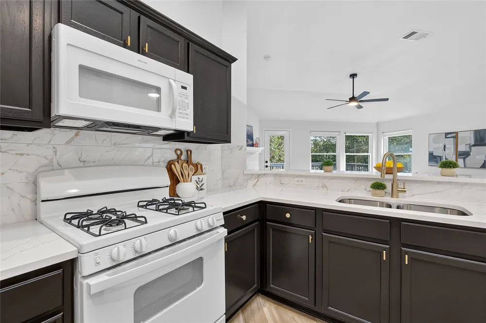 2114 Faldo Lane Round Rock, TX 78664