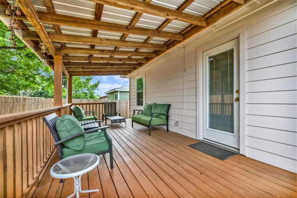 1124 Lago Vista Street San Marcos, TX 78666