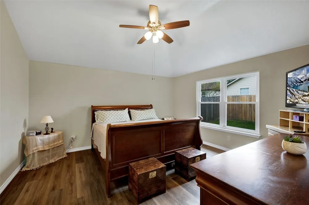 1124 Lago Vista Street San Marcos, TX 78666