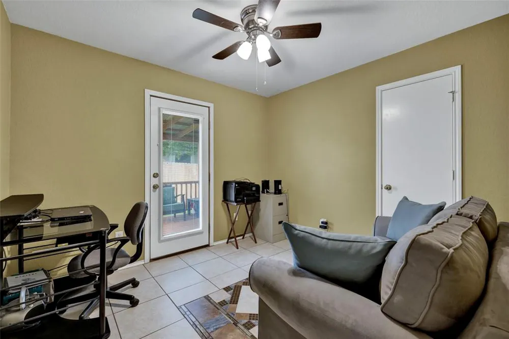 1124 Lago Vista Street San Marcos, TX 78666