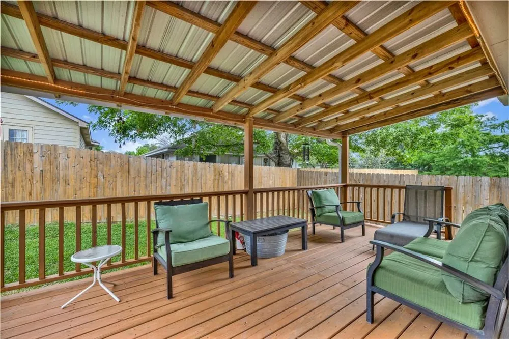 1124 Lago Vista Street San Marcos, TX 78666
