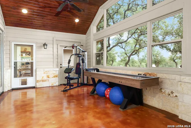 824 Shelly Canyon Lake, TX 78133