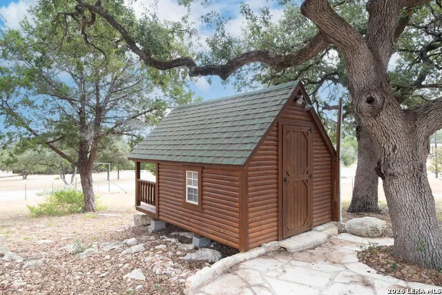 824 Shelly Canyon Lake, TX 78133