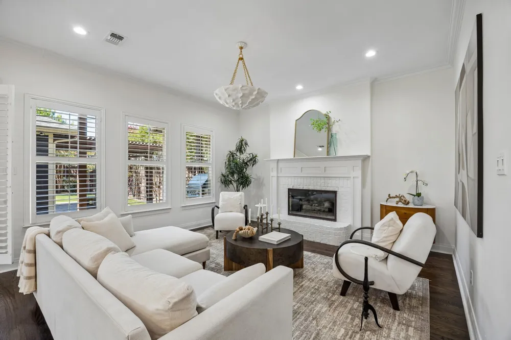 5202 Miller Avenue Dallas, TX 75206