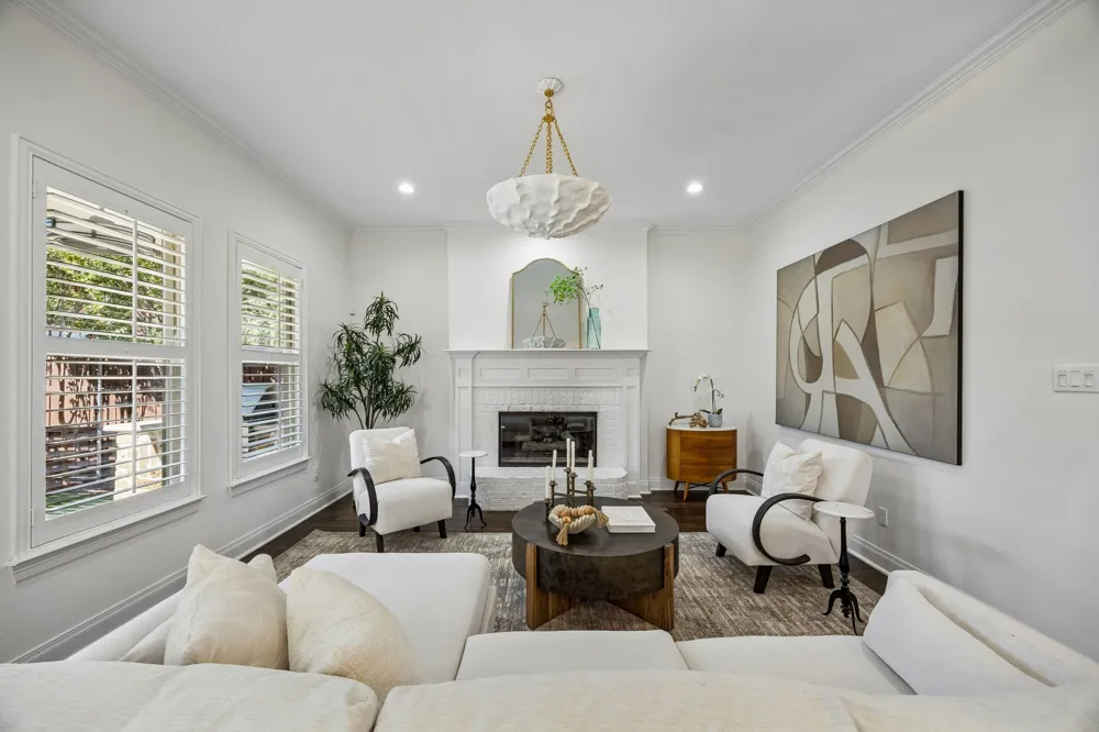 5202 Miller Avenue Dallas, TX 75206