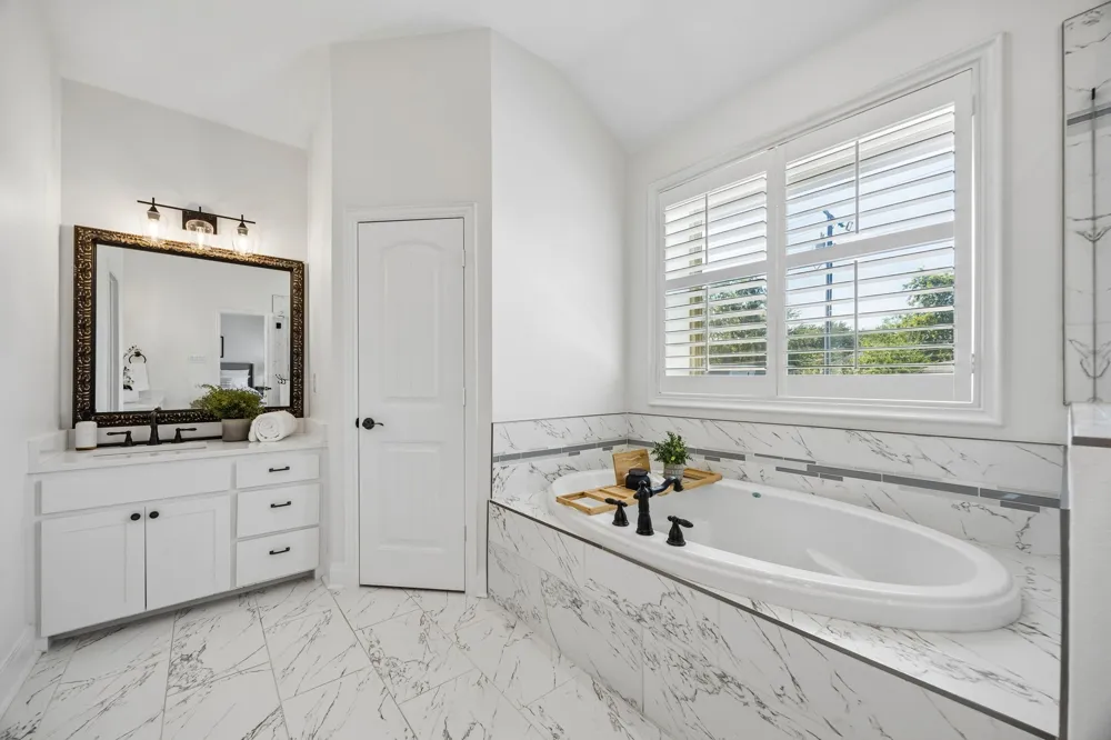 5202 Miller Avenue Dallas, TX 75206