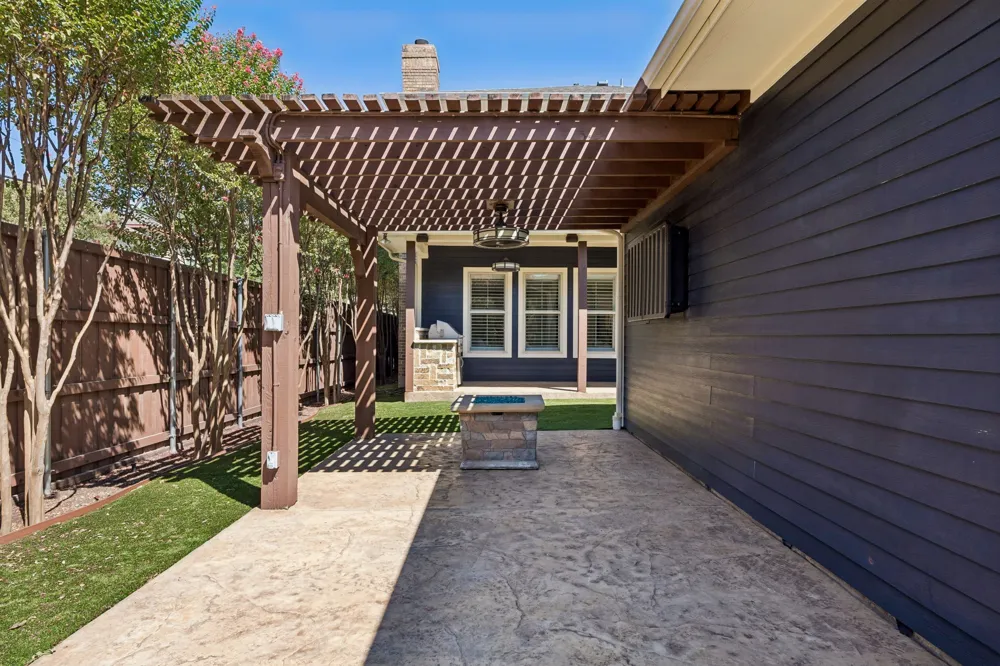 5202 Miller Avenue Dallas, TX 75206