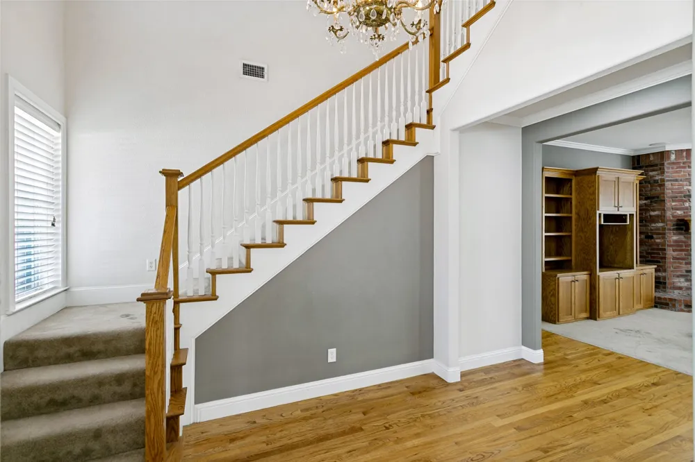 513 Dooley Court Grapevine, TX 76051