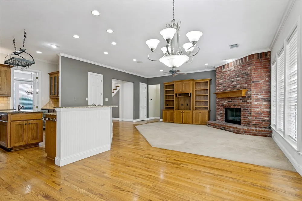 513 Dooley Court Grapevine, TX 76051